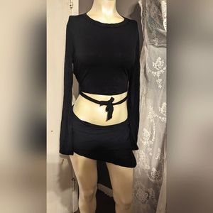 Black long sleeve crop top strapy Urban outfitters sexy club yoga swoop neck